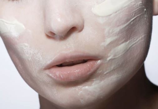 Skincare Afficionados Swear by the Effectiveness of These 6 Facial Scrubs