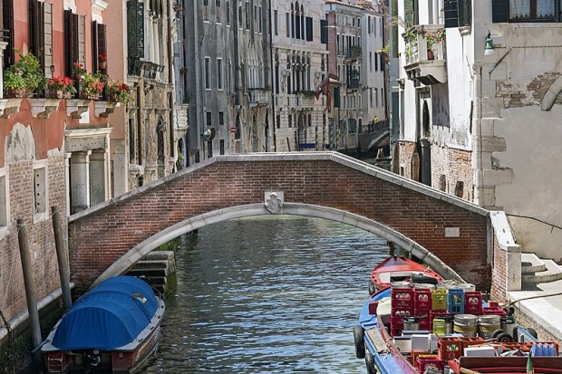 Ponte Minich, Venice