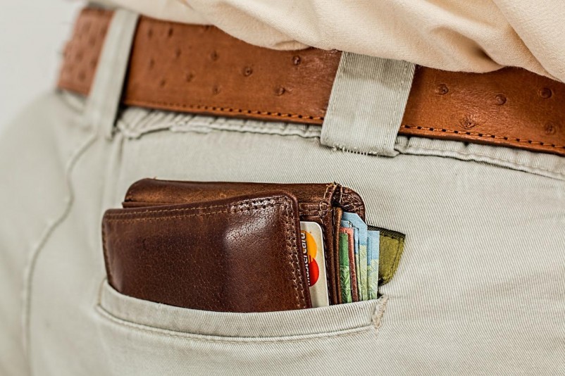Fashionable or Practical? How to Choose a Leather Wallet