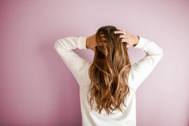 girl with long brown hair